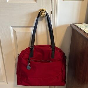 Lo & Son’s OG Shoulder Bag with Black Handles